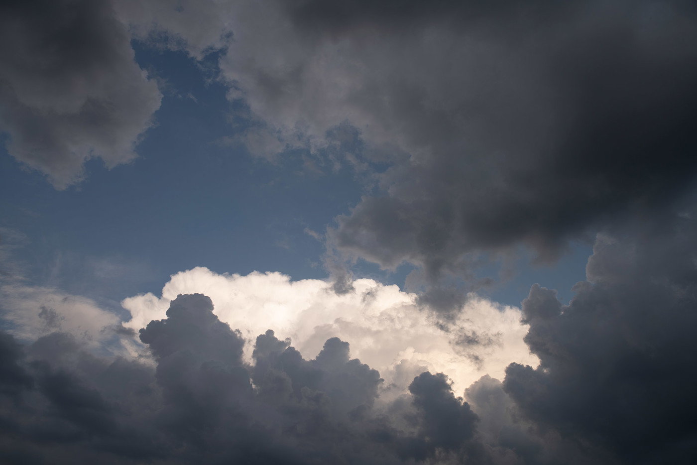  clouds in a dark cloudy sky