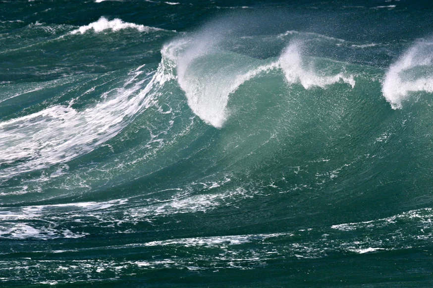 Waves, Scarasta Bay