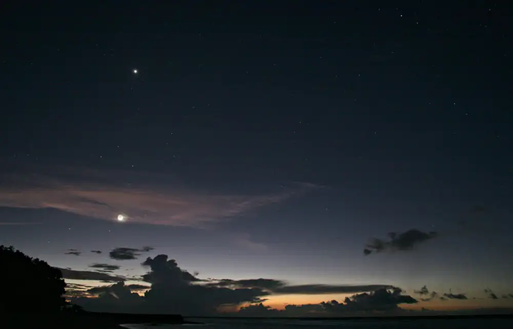 Venus and the cresent moon